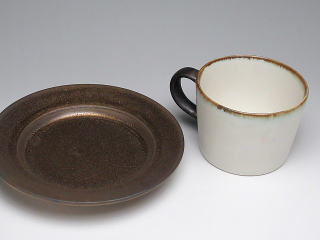 ホワイト　コーヒーカップ