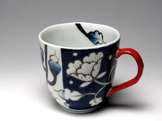染付二方牡丹（赤）　マグカップ