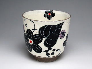 黒花　湯呑