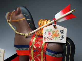 開運絵馬福午　置物