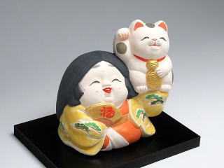 お福招き猫　置物　